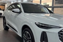 Audi Q5 Sportback 40TDI, 2025, Белый — фото 4