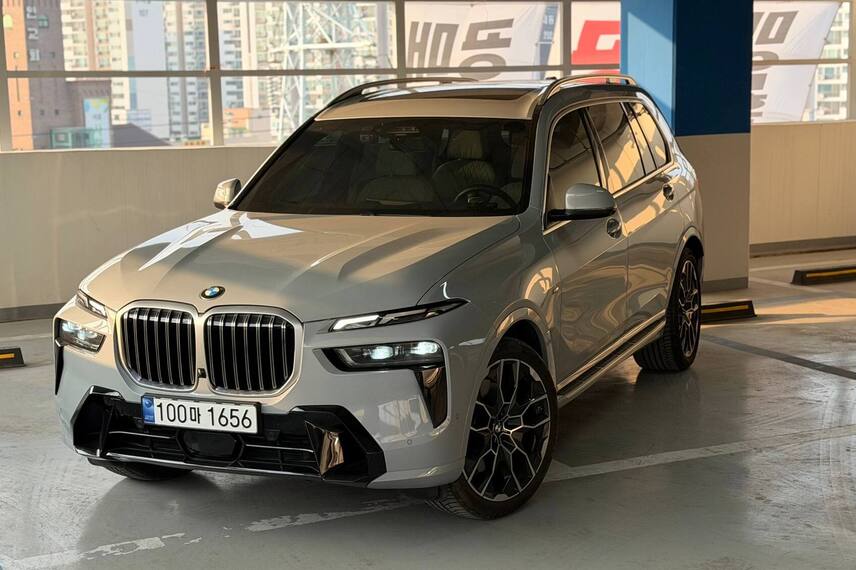 BMW X7 40i, 2024, Бруклин — фото 2