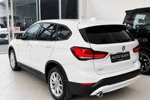 BMW X1 18i, 2021, Белый — фото 4