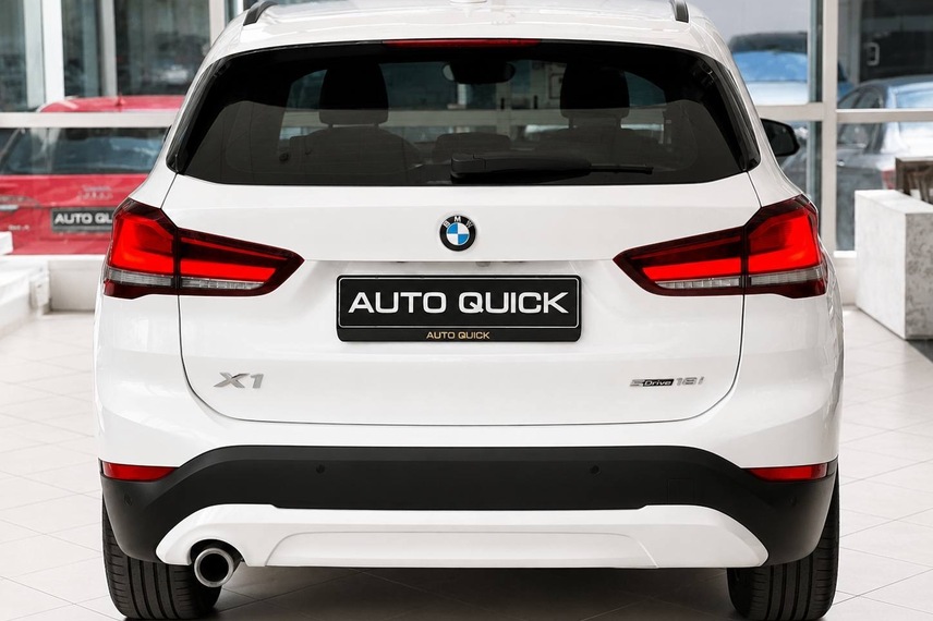 BMW X1 18i, 2021, Белый — фото 6