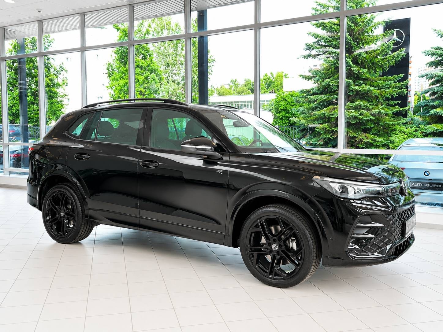 Volkswagen Tiguan L Pro, 2026, Черный