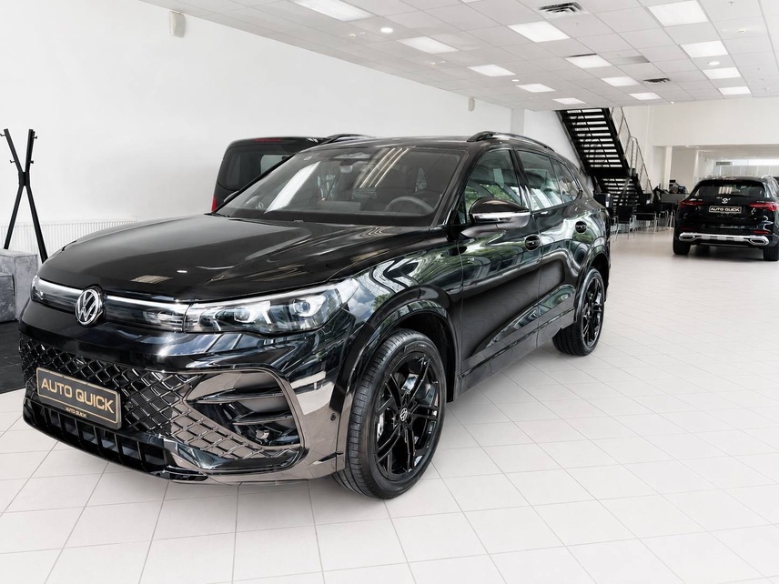 Volkswagen Tiguan L Pro, 2026, Черный — фото 2