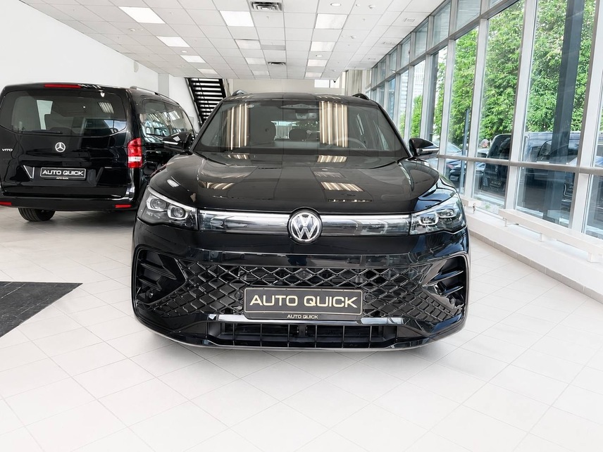 Volkswagen Tiguan L Pro, 2026, Черный — фото 3