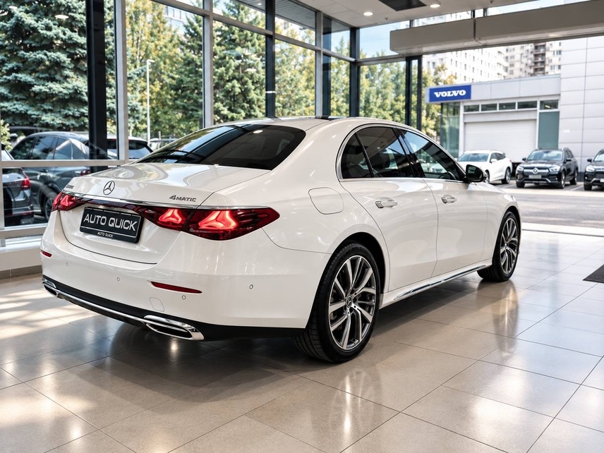 Mercedes-Benz E220d, 2026, Белый — фото 2