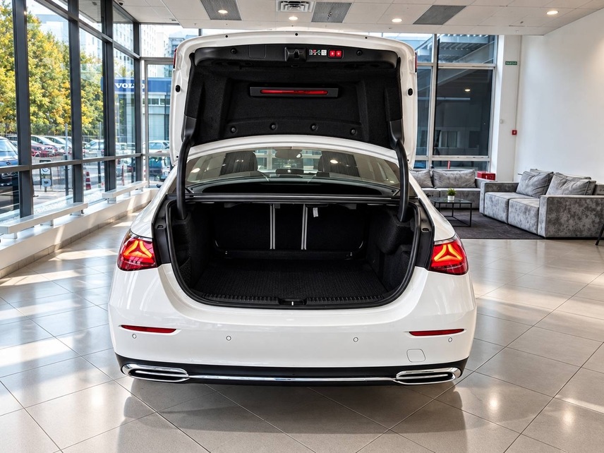 Mercedes-Benz E220d, 2026, Белый — фото 3