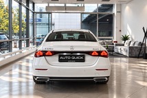 Mercedes-Benz E220d, 2026, Белый — фото 5