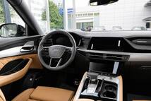 Audi Q6, 2026, чёрный  — фото 5