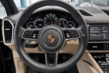 Porsche Cayenne, 2019, Чёрный — фото 9