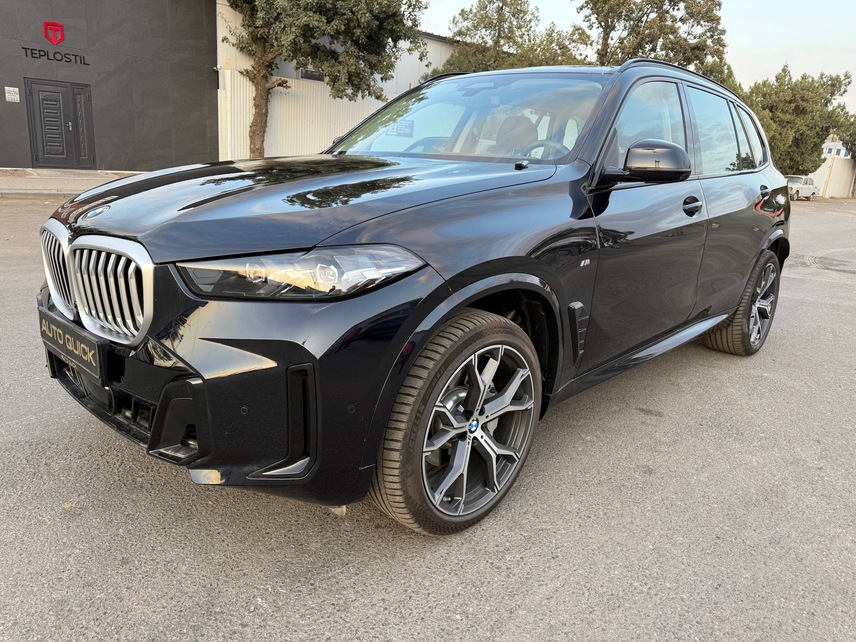 BMW X5 30Li, 2026, Carbon Schwarz — фото 3