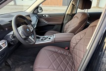 BMW X5 30Li, 2026, Carbon Schwarz — фото 12