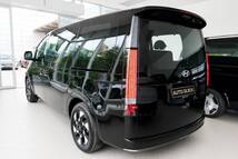 Hyundai Staria, 2026, Чёрный — фото 4