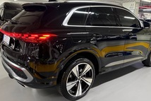Audi Q5 40TFSI, 2025, Чёрный — фото 3