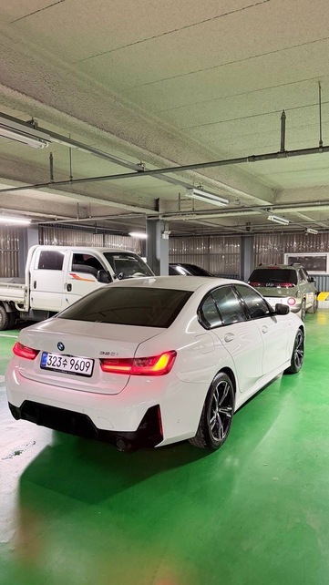 BMW 320i, 2025, Белый — фото 4