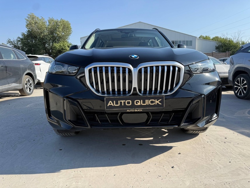 BMW X5 30Li, 2026, Black Sapphire