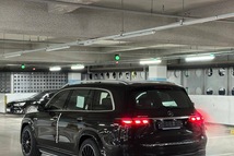 Mercedes-Benz Gls 63 AMG, 2026, Чёрный — фото 3