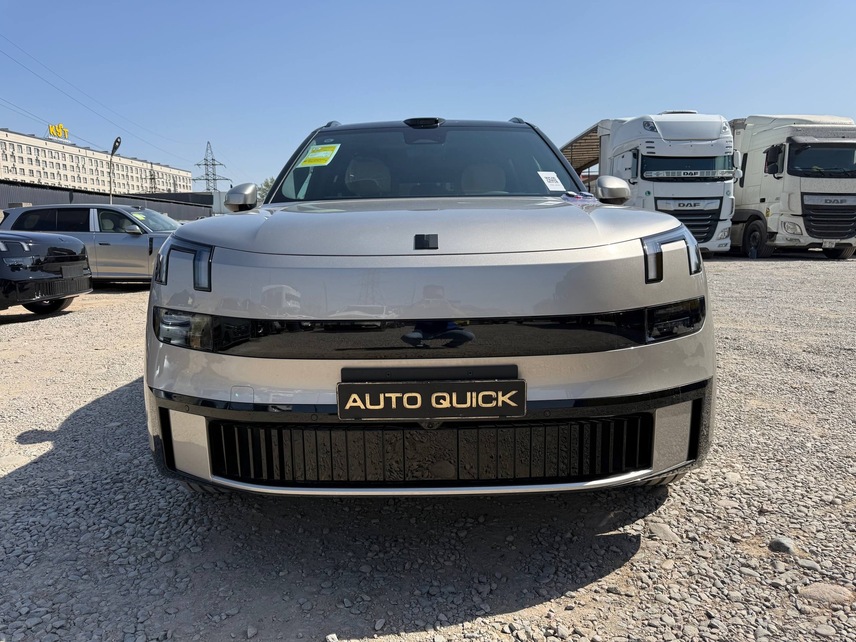 Lynk & Co 900, 2026, Чёрный