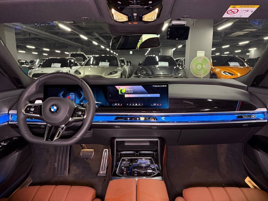 BMW 740i Xdrive, 2025, Чёрный — фото 5
