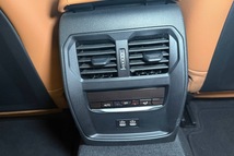 BMW 320d, 2025, Black Sapphire — фото 11