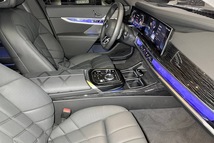 BMW 740i Xdrive, 2025, Чёрный — фото 9
