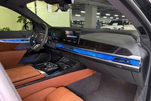 BMW 740i Xdrive, 2025, Чёрный — фото 21