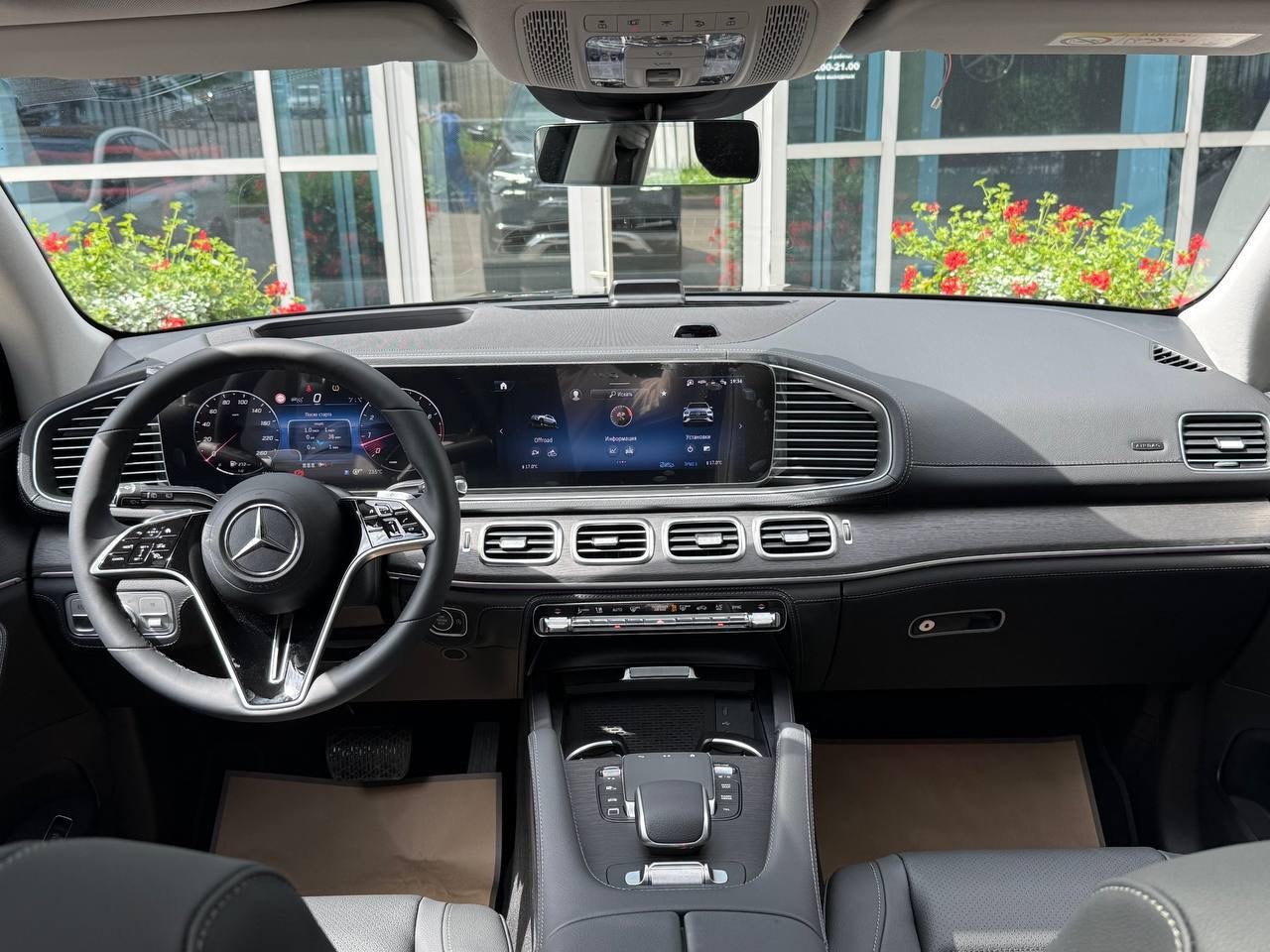Mercedes-Benz Gle 350, 2026, Чёрный — фото 5
