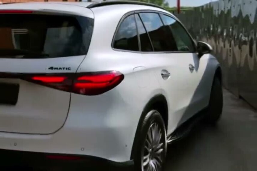 Mercedes-Benz GLC 300